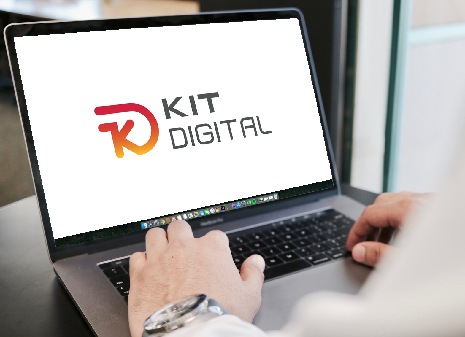 Solicita tu Ayuda para el Kit Digital